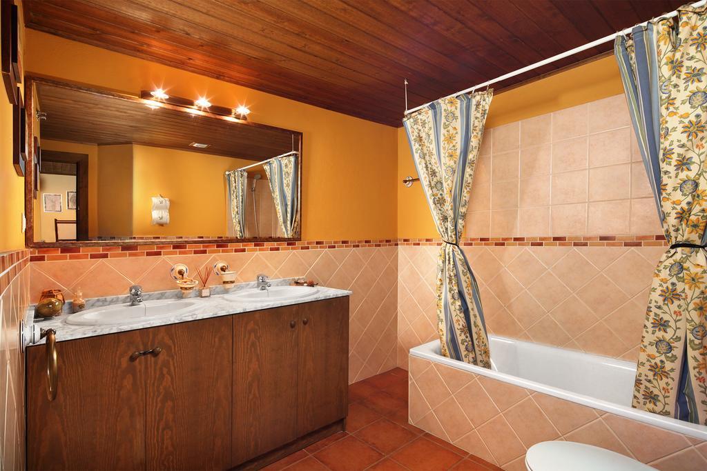 Apartamento Amets De Aran เบียญา ภายนอก รูปภาพ